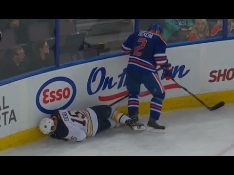 Eichel Shaken up after Attempted Hit - Oilers Fans chant "Connor's Better"