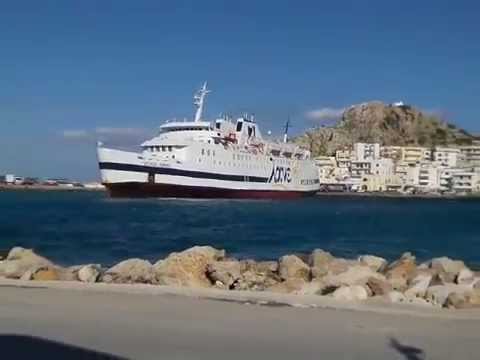 VITSENTZOS KORNAROS maneuver at Pigadia's inner port. 19/3/2015.