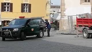 UPDATE VIDEO FOTO Bombă de război găsită in Piața Huet - Pompierii au închis zona 1 video
