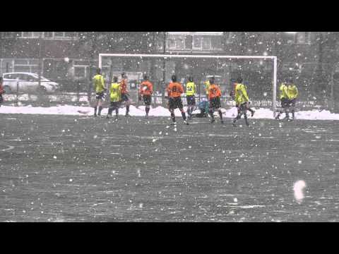 26 jan 2013 Hooglanderveen C1 - VV De Meern C1 vr 0-8 Doelpunt (0-2)