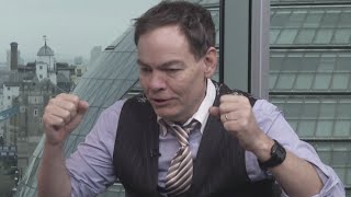 Keiser Report: War is racket, that's why EU needs an army (E729)