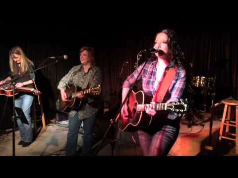 Ashley McBryde, Cornbread Wedding Cake.