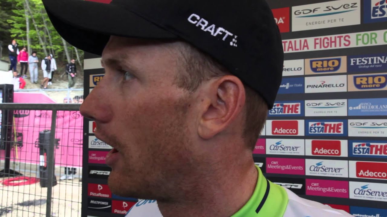 Giro d'Italia: Pieter Weening on his stage 9 victory - YouTube
