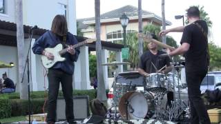 Jacuzzi Boys - Boys Like Blood 11-19-16