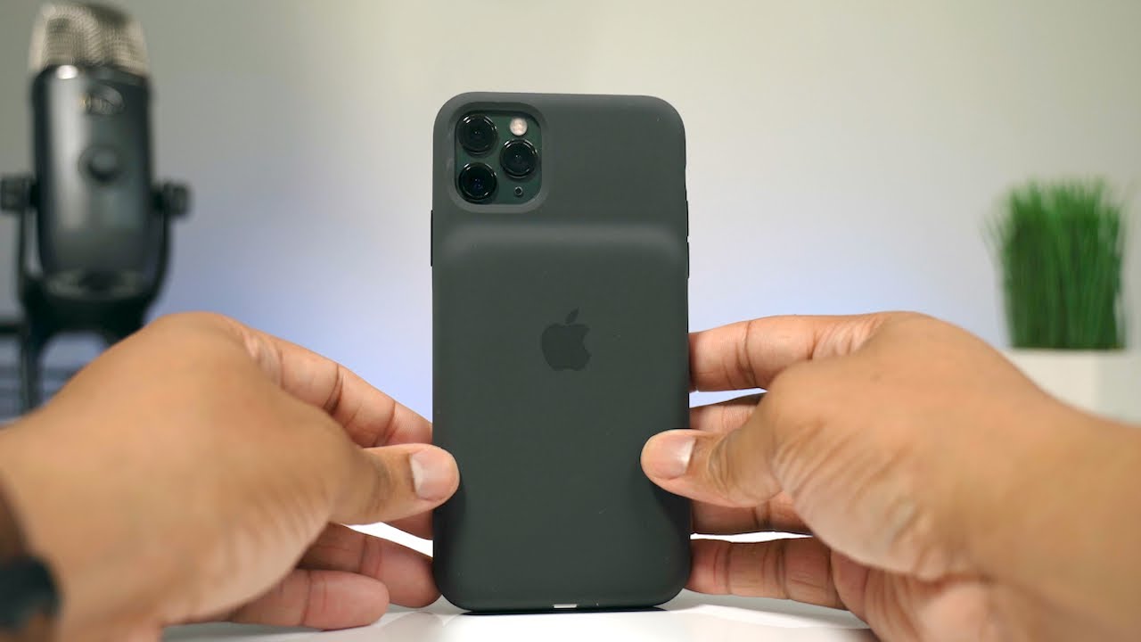 iPhone 11 Pro Max Smart Battery Case Review!