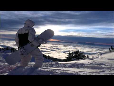 Ulrich Schnauss & Jonas Munk - Chasing Rainbows