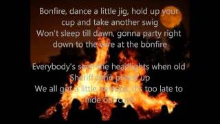 Bonfire- Craig Morgan (Lyrics)