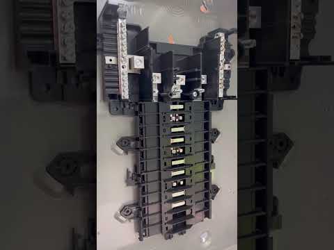 Installation of Argos Eléctrica 20-Unit Surface Mounted Three-Phase Load Center