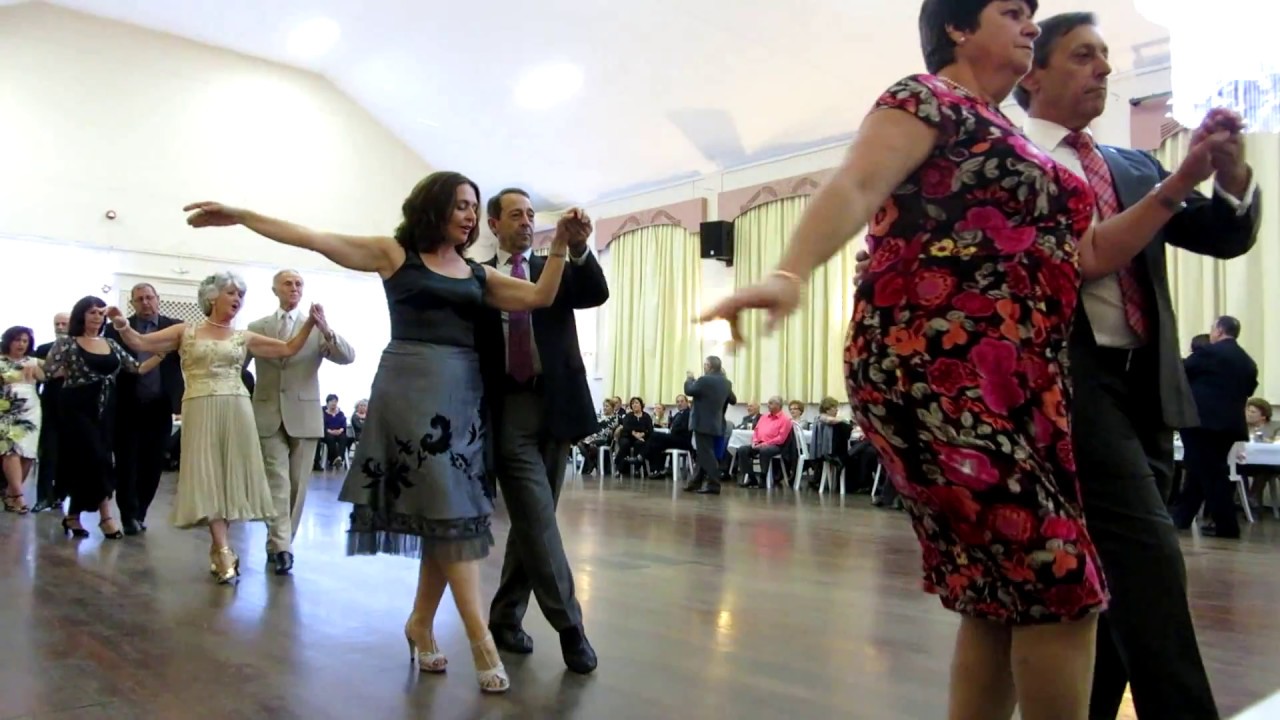 432 Saunter Together - Sequence Dance Club DSA