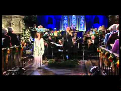 Fionnuala Gill - Oíche Chiúin / Silent Night