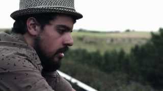 "Toda a Casa Crua no Moinho Curitibano" - documentário