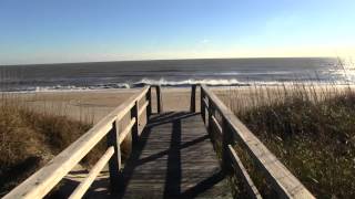 preview picture of video 'Hatteras Island Beach Report - 12.27.12 - Waves NC'