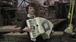 Simone Perrin Sings Hank Williams