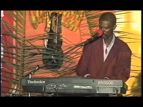 G.B.T.V. CultureShare  ARCHIVES 1999:  ERNEST HONEY "Green Onions"  (GHANA)