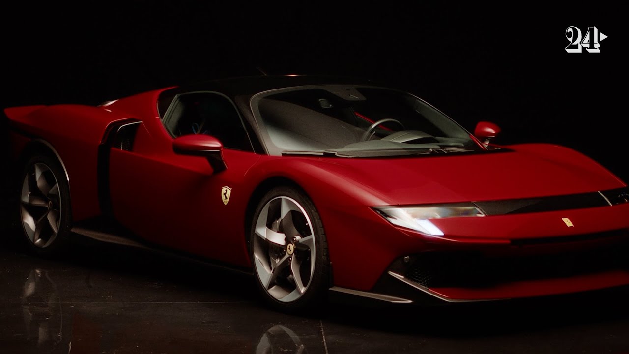 Video Ferrari 849 Testarossa, le immagini della supercar ibrida coupé o spider