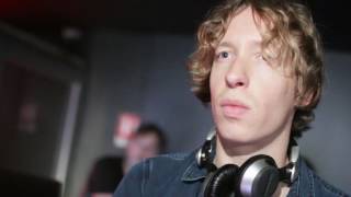 Daniel Avery all night long - Dj Kicks tour 04