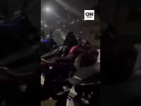 Prédio irregular desaba no Morro do Cantagalo, no Rio de Janeiro
