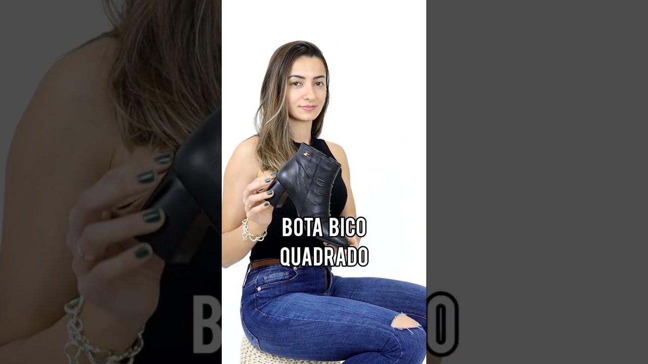 Watch Now Bota Bico Quadrado Detalhe em Rugas Preto Bota Bico Quadrado Detalhe em Rugas Preto