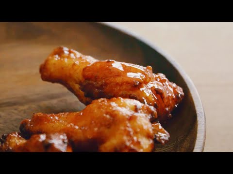 Buffalo Wings Recipe with Yogurt & Blue Cheese Dip - ๆฐด็ๅ่พฃ้็ฟ