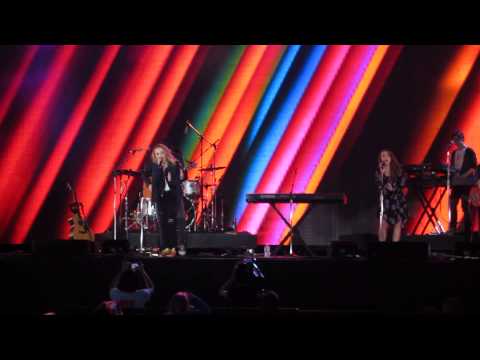 The Middle of Starting Over Live by Sabrina Carpenter 8.23.14