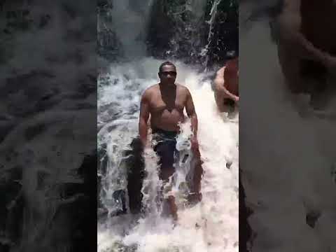 hoje nós viemos aqui na cachoeira em Ouroeste SP