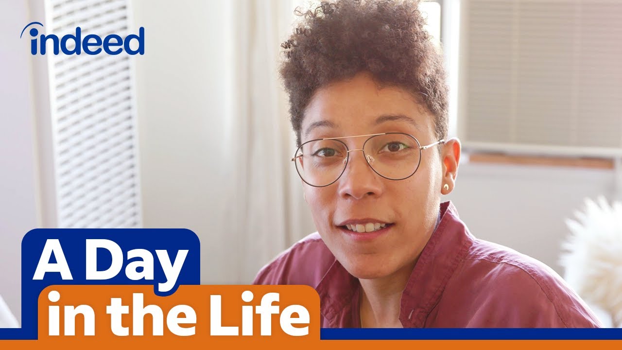 A Day in the Life of a Graphic Designer | Indeed video thumbnail