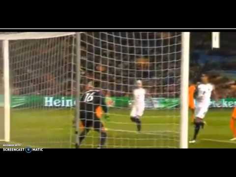 HANDBALL GOAL!!! Luuk de Jong vs france