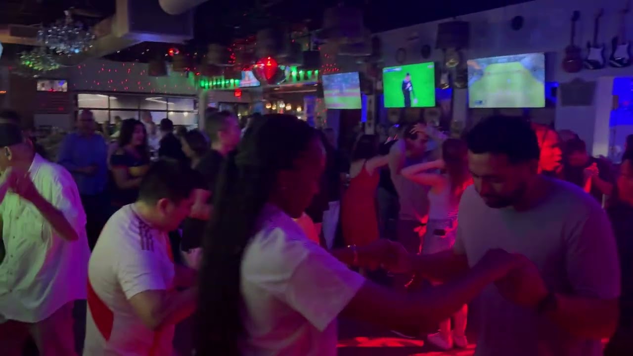 Promotional video thumbnail 1 for SpinBeats