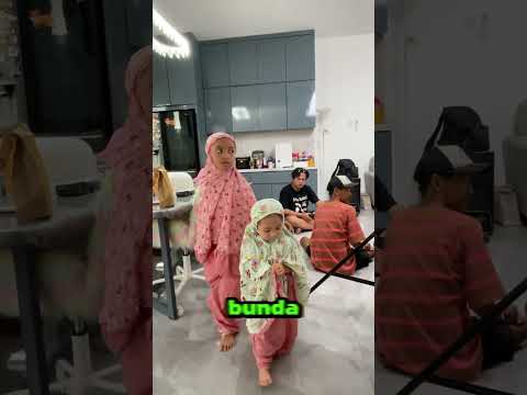 CANTIK BANGET 😍LEIKA PAKEIN MUKENA KE LEXIE #leika #shorts #viralvideo