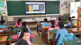 1100222-3年10班觀看學校母語日活動影片