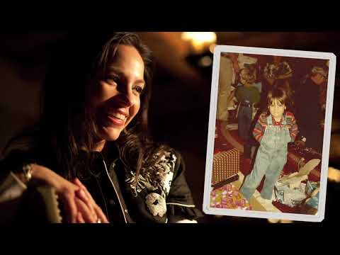 Thumbnail for An old C-H-R-I-S-T-M-A-S  song: Joey Feek at 4 years old by Joey Feek