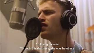 Fkj &amp; Tom Misch  - Losing My Way (Music Video with Lyrics)