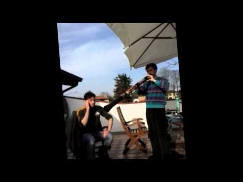 Francesco Gibaldi & Giovanni Bortoluzzi - Didjeridoo and throat singing