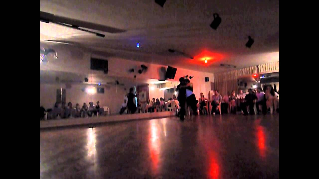 2/4Karina Colmeiro & Kleber Queiroz - Sentimiento Gaucho