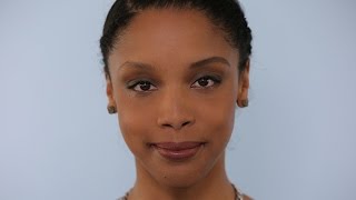 How To: Fill in Brows with a Brow Pencil