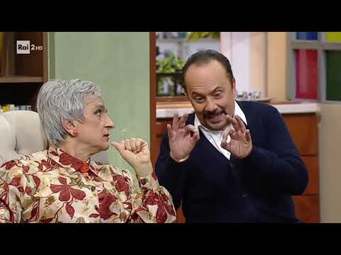 ~ Razze canine ~ Vincenzo Salemme e Maurizio Casagrande  • clip Teatro/TV •