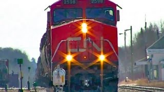 preview picture of video '[HD] Railfanning Foleyet, Ontario - Rare VIA Canadian'
