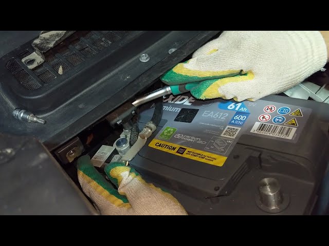 Как Снять Аккумулятор Форд Куга