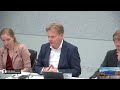 Omtzigt VS VVD: "Hoe vind u zelf dat het gaat? U stemde tegen de motie & stelt er nu vragen over!?"