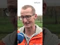 De hond van Manfred is extreem bang voor vuurwerk: "Hij is 1.5 maand van slag" | RTV Oost
