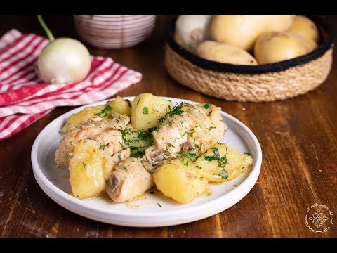 Pollo in umido con patate in bianco