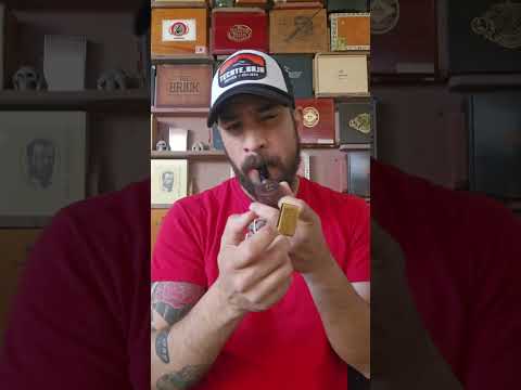 La mejor forma de iniciar el día! con una pipa y un buen tabaco.