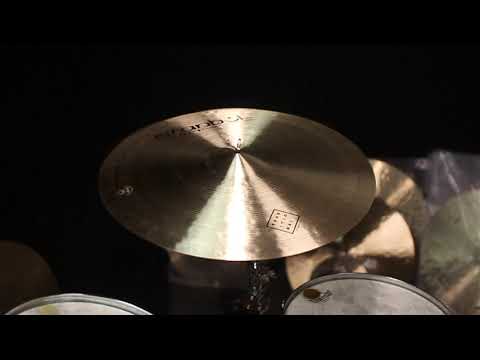 Istanbul Agop 22" Traditional Dark Ride - 2376g