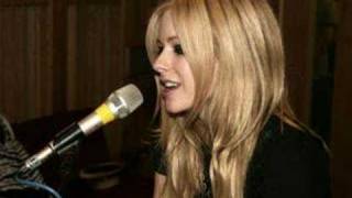 Avril Lavigne sings &#39;The Scientist&#39; by Coldplay