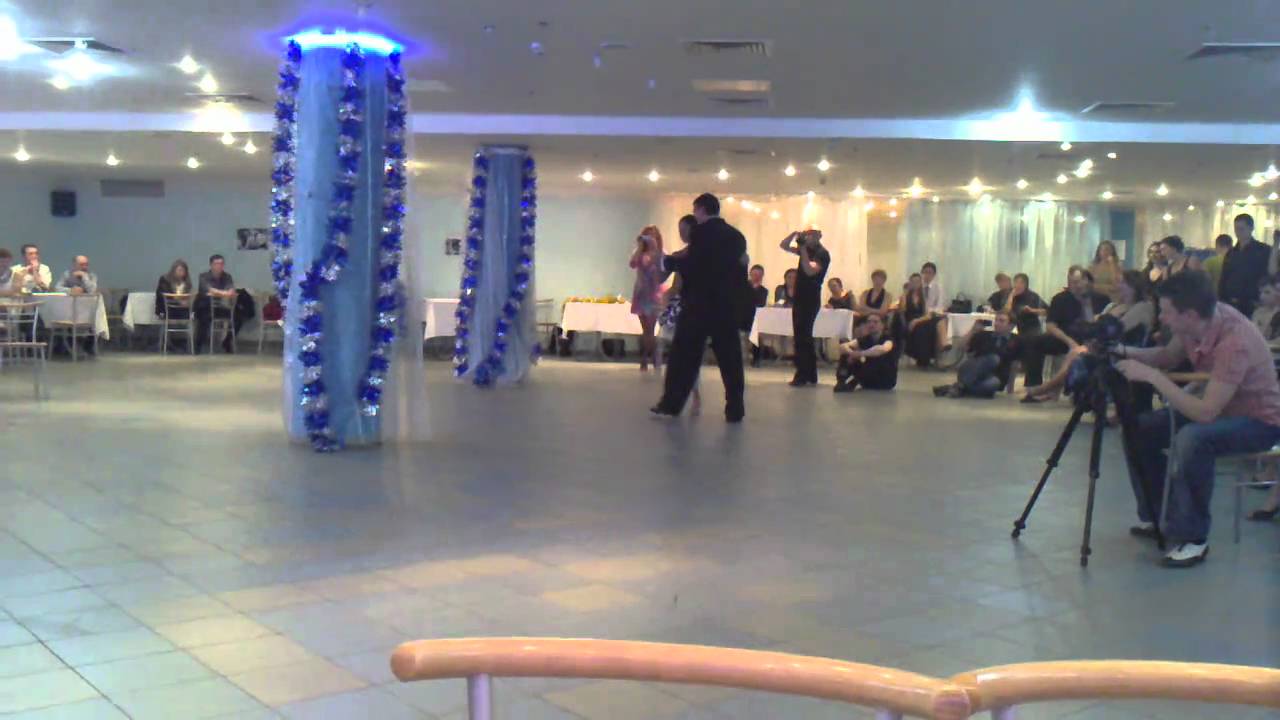 Sebastian Posadas y Eugenia Eberhardt. Perfomance 1. White Tango Festival in Moscow 2010.