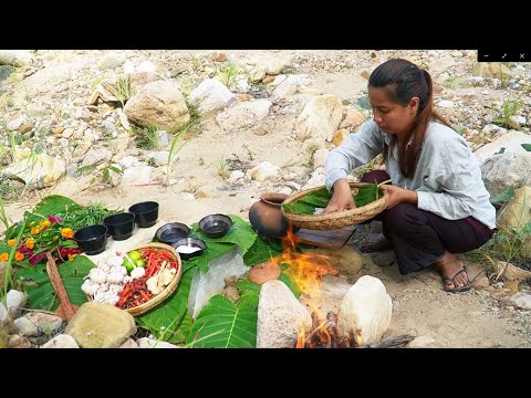 Roast Frogs in the Forest, Eating So Delicious | The Natural Food