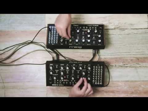 Hicut Cake Classics :: J.S. Bach – Bourrée in E Minor // Starring: Moog Mother-32