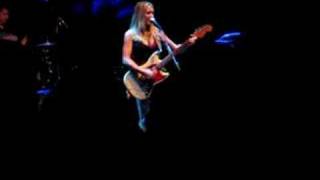 Liz Phair - Help Me Mary (Vic Theatre, Chicago, 06/24/2008)