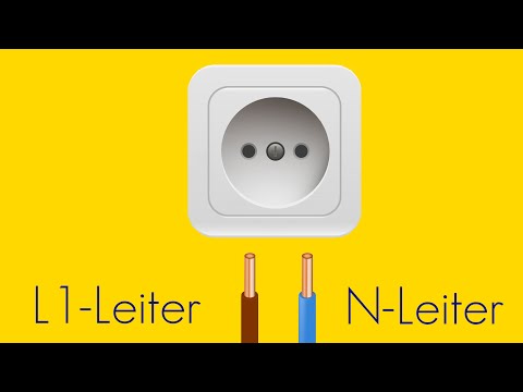 Is there a current flowing from the neutral conductor of the socket?