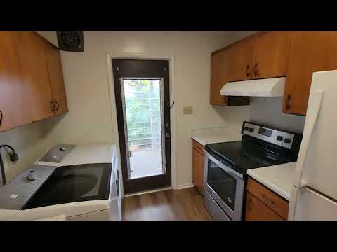 Newly remolded 3 bedroom townhouse in aiea